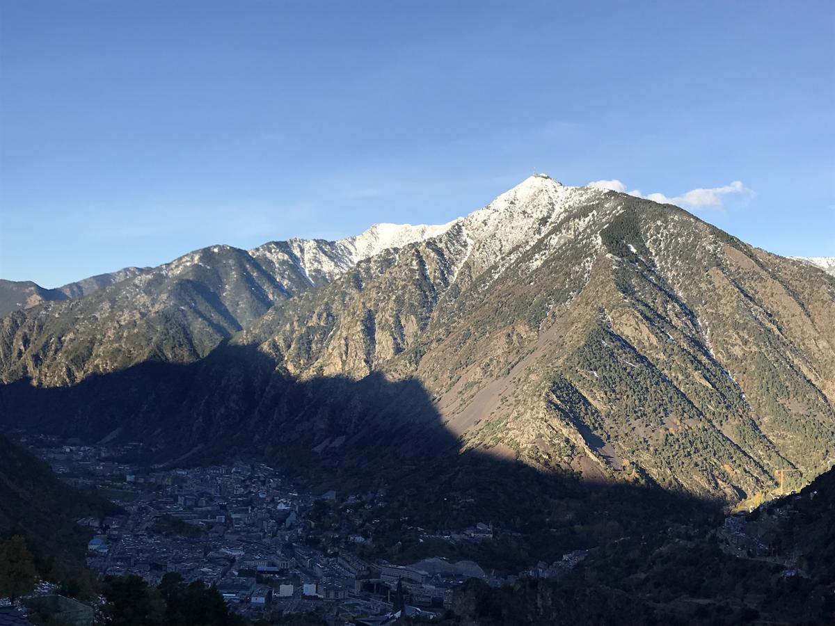 Hotel Pitiusa Andorra la Vella Dış mekan fotoğraf